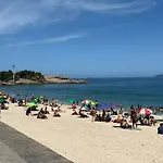 Charming Studio 1 Block From Ipanema Beach